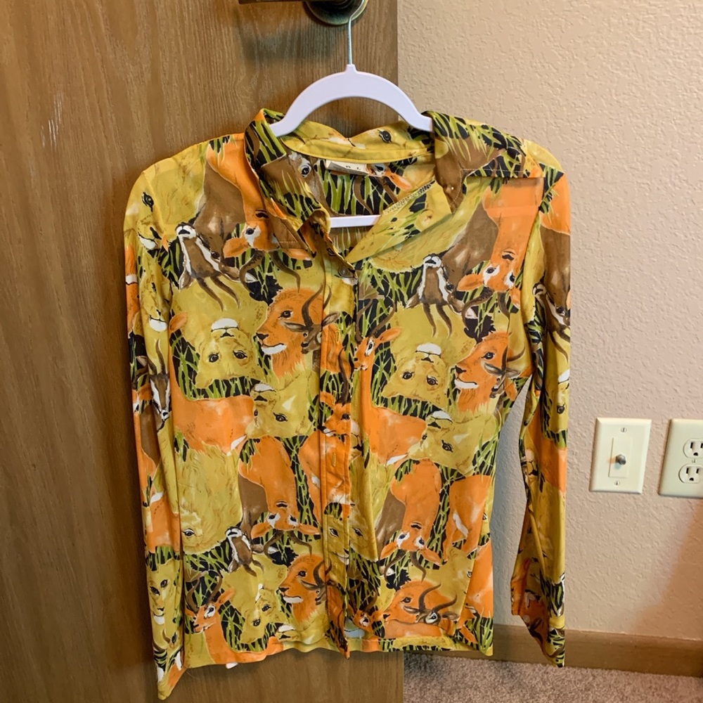 Shirt - Picture 1 of 3